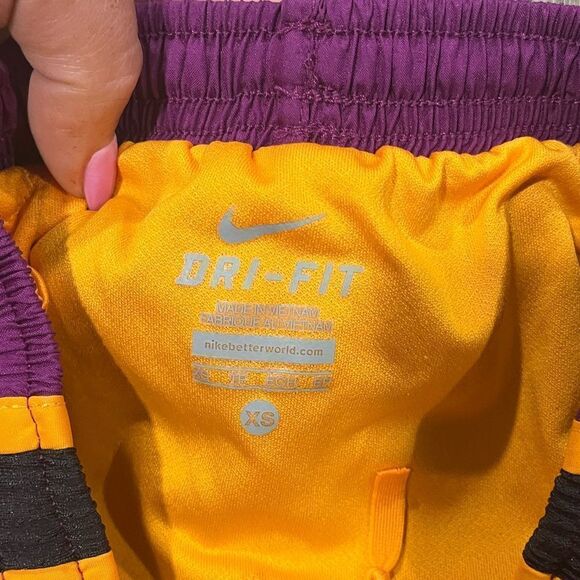 Nike Womens Plum Purple Orange Elastic Waist Dri-FIT Track Shorts Size XS - Picture 4 of 4